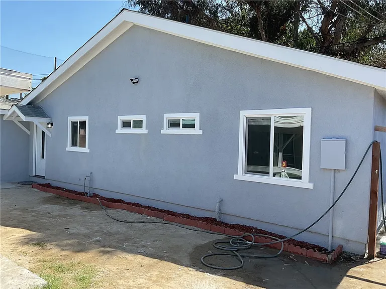 1011 N Jackson St — Photo 14
