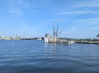 4450 Pine Island Rd NW, Matlacha, FL 33993