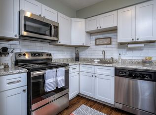 4115 & 4117 Warwick Blvd - 4117-7, Kansas City, MO 64111