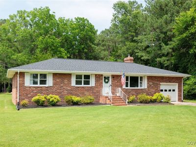 2000 Point Of Rocks Rd, Chester, VA, 23836