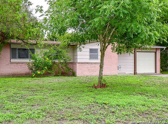 3rd image of 234 Park Ln