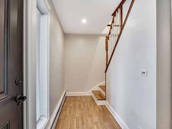 3rd image of 1341 Greenwillow Ln Unit A