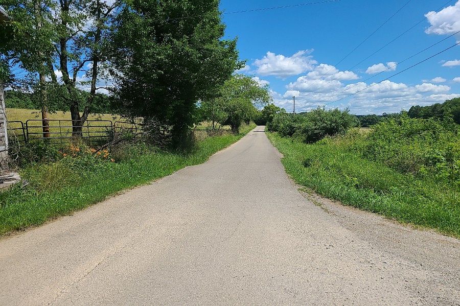 2nd image of 665 Old Shiner School Rd