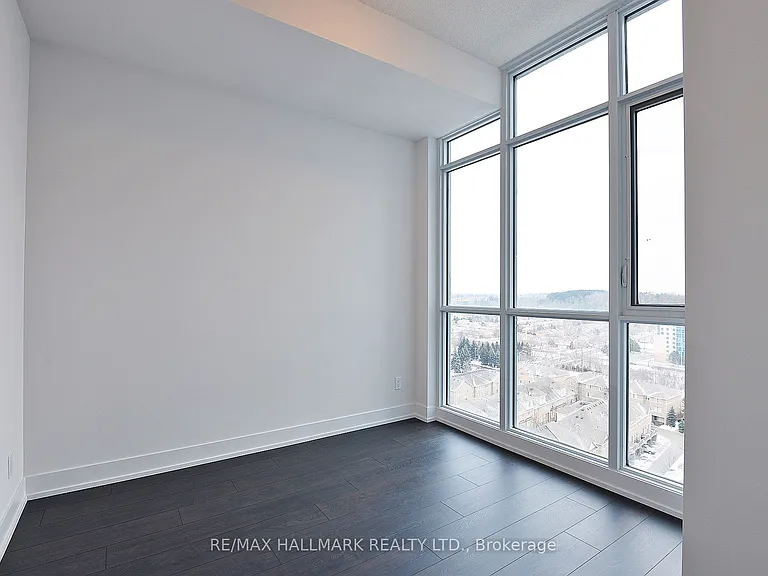 9471 Yonge St #Penthouse 01 — Photo 14