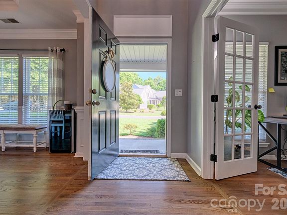 3rd image of 216 Choate Ave