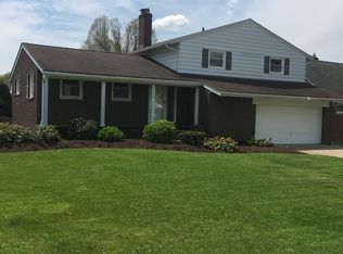 25664 Glenbrook Blvd, Euclid, OH