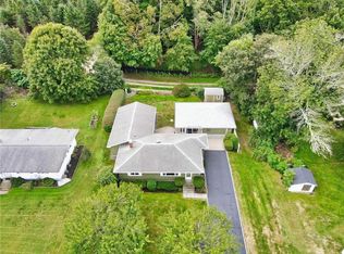 25 Highland Ct, Tiverton, RI 02878