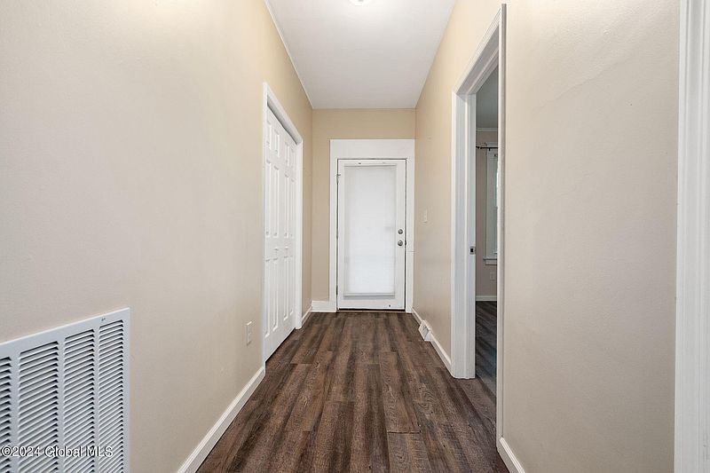 5th image of 1593 Union Street