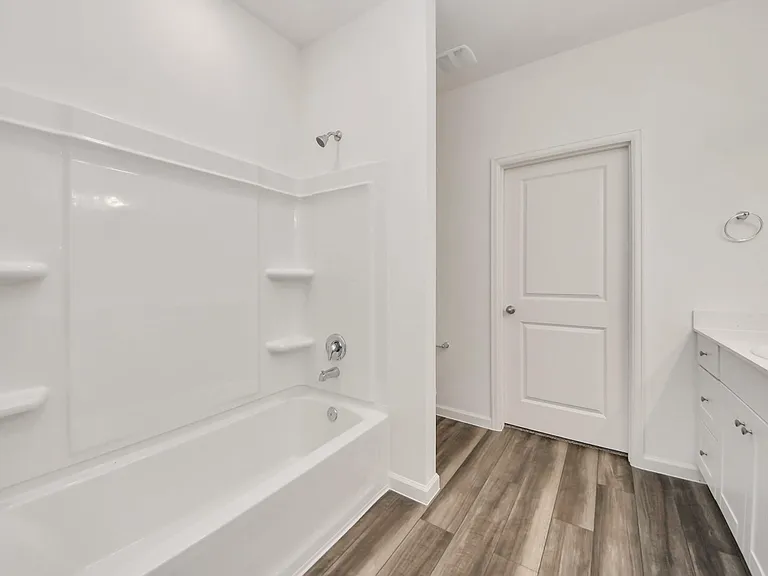 1902 Corsica Creek Ln — Photo 30