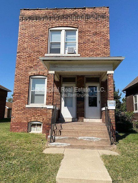 1st image of 2259 Grand Ave #B