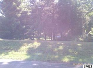 2805 S Meridian Rd, Jackson, MI 49203