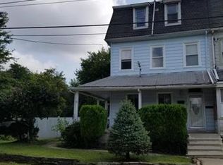 223 Pine St, Sharon Hill, PA 19079