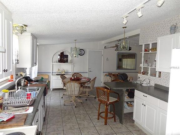 4th image of 12912 Litewood Dr