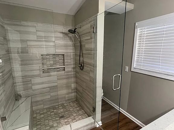 2nd image of 122 Colemans Bluff Dr