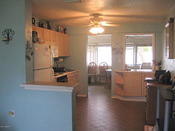 3rd image of 34 Palm Dr