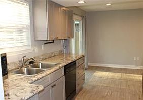 4th image of 2408 Oakmere Dr