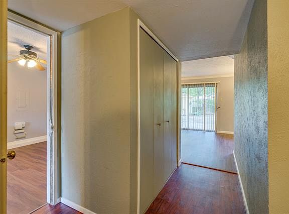 5th image of 1219 Brownwood Dr
