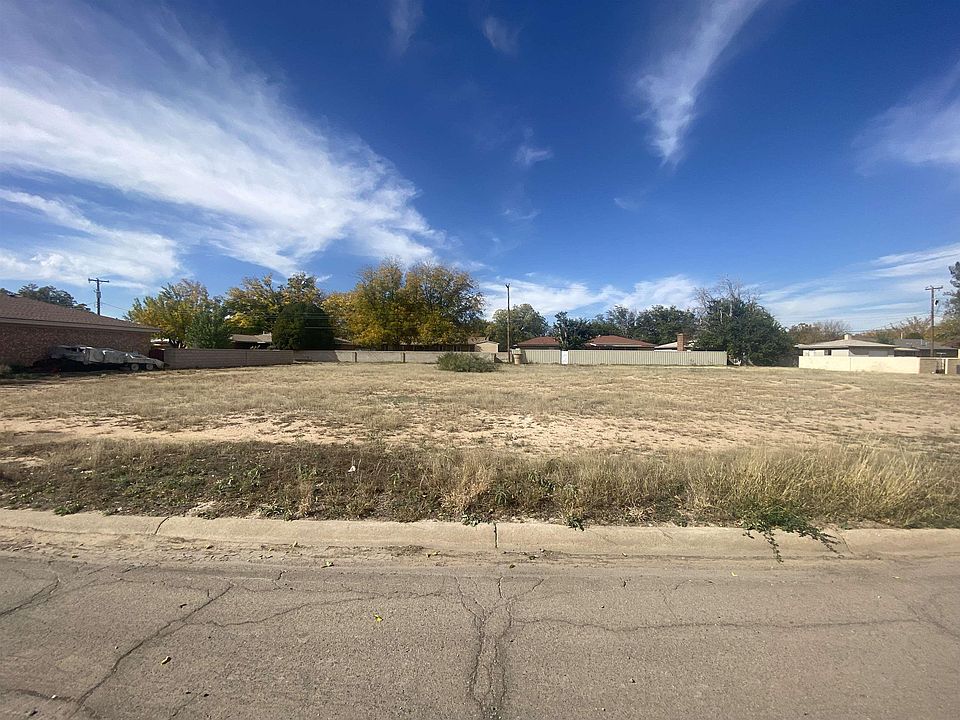 1st image of 2300 Palomar Dr