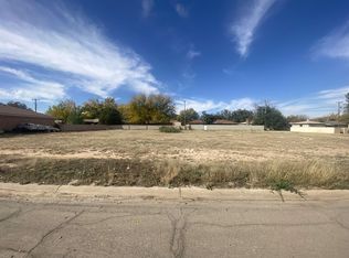 2300 Palomar Dr, Roswell, NM 88203