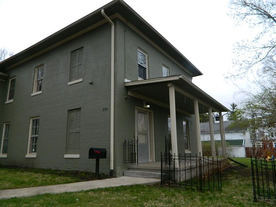 1st image of 226 W Water St