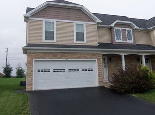99 Gentleness Dr, Ephrata, PA 17522