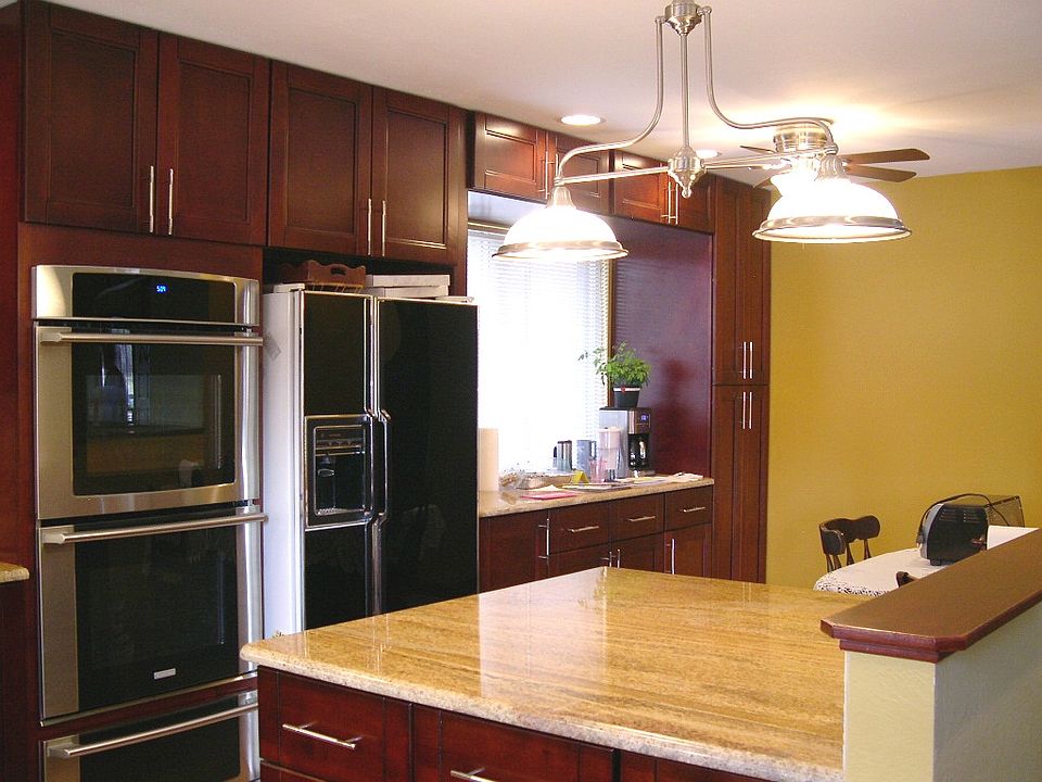 2nd image of 9151 W 79th Pl