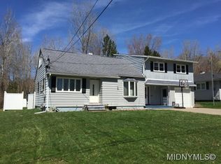 517 Woodhaven Rd, Utica, NY 13502