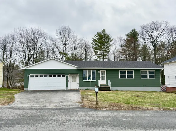 21 Mitchell Street, Lewiston, ME 04240