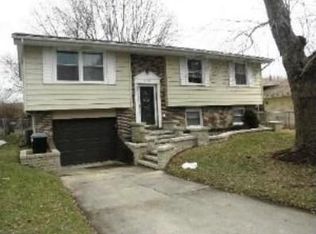 2102 Sanford Ave, New Lenox, IL 60451