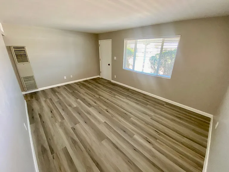 11111 W Greer Ave — Photo 6