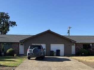450 Cardinal Way, Springfield, OR 97477