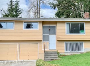 11322 NE 149th St, Kirkland, WA 98034