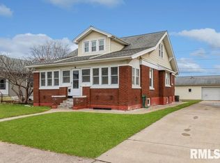 1307 Pershing Blvd, Clinton, IA 52732