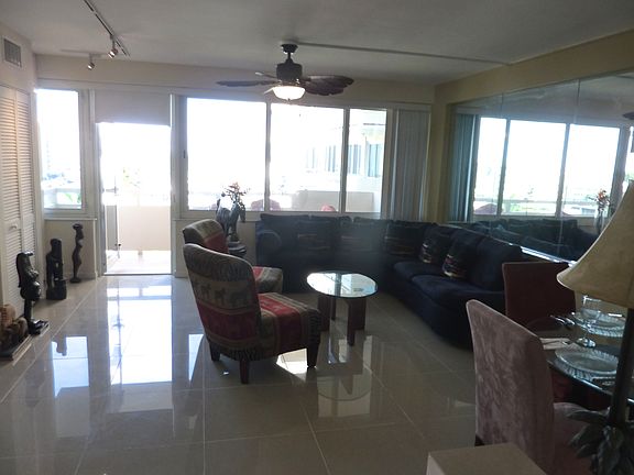 2nd image of 3233 NE 34th St APT 618