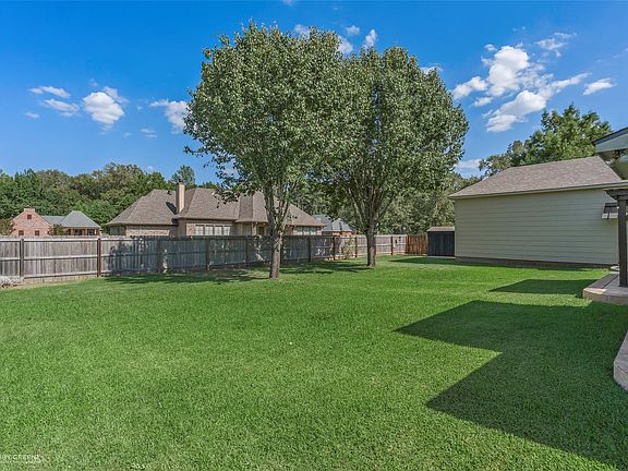 4th image of 605 Jade Cir