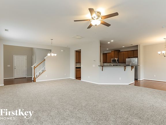 2nd image of 1229 Golden Eagle Dr