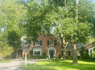 7860 N River Rd, River Hills, WI 53217