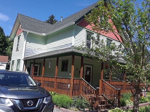 2nd image of 26 Allen St