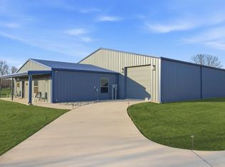 369 Air Park Dr, Livingston, TX 77351