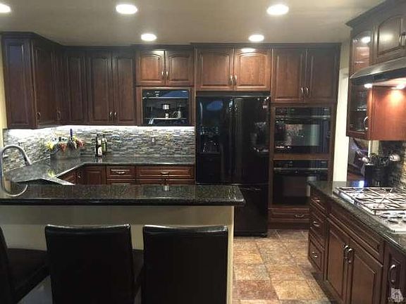 2nd image of 2637 Country Ln