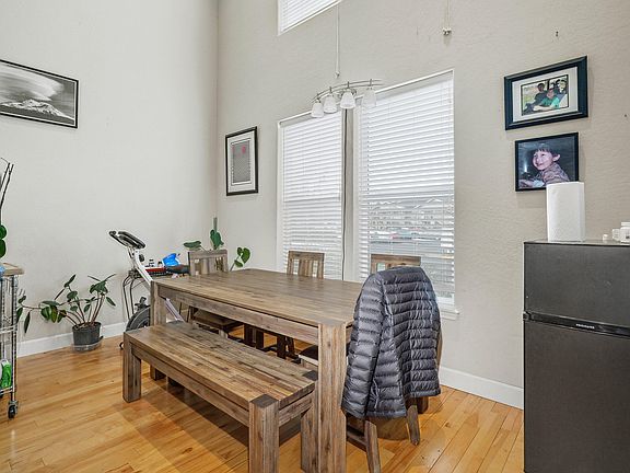 4th image of 3166 Juniper Ridge Dr #B