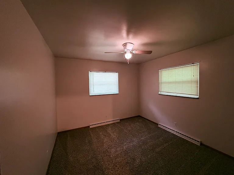 3927 Kent Rd #6 — Photo 10