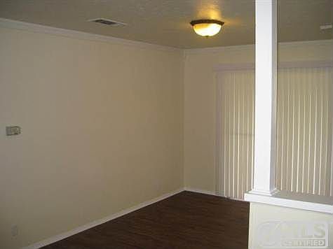 3rd image of 707 Caladium Dr