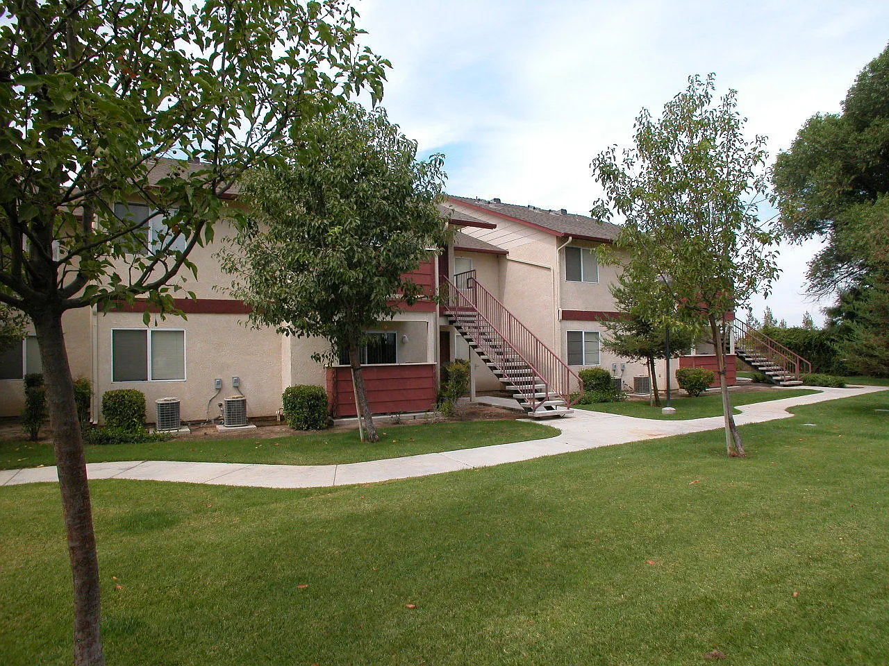 Westberry Square Apartments — Photo 4