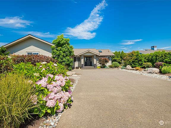 4th image of 5512 Sehome Court