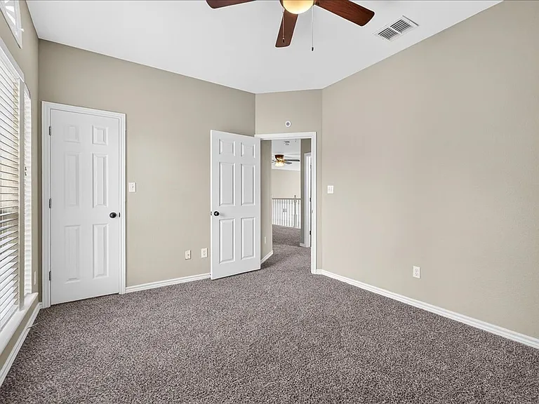 7414 Lake Micala Dr — Photo 44