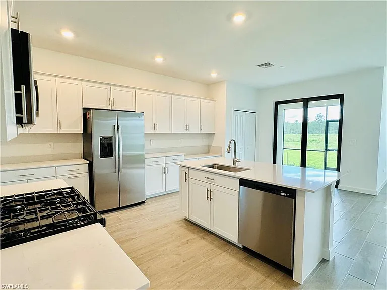 20464 Verawood Loop — Photo 9
