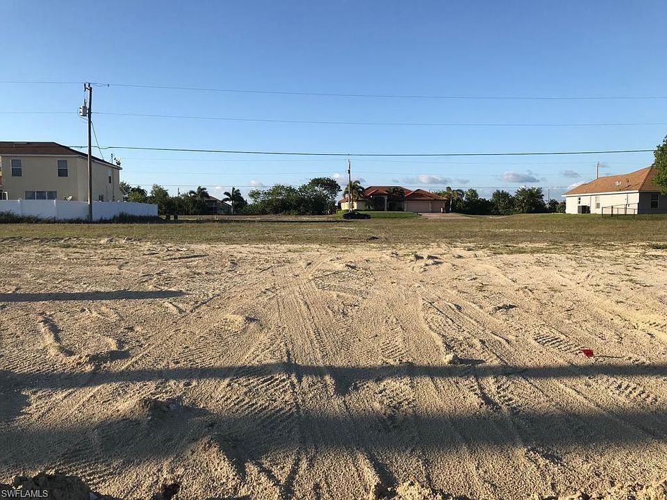 2nd image of 709 Tropicana Pkwy W
