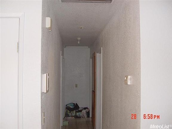 5th image of 1838 Granada Dr