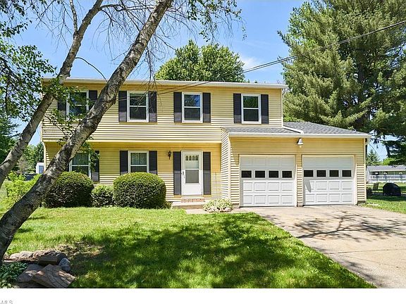 3rd image of 2507 Lawnshire Dr